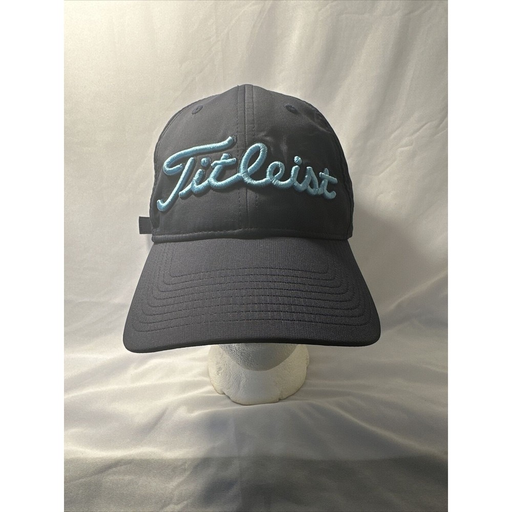 Titleist Hat Pro V-1